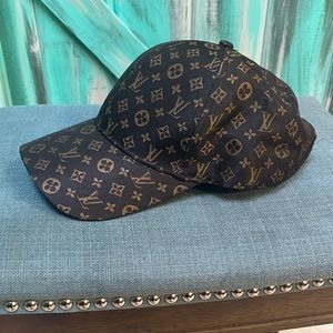 Lv monogram cap